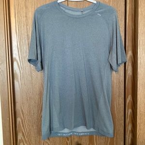 Grey/blue lululemon t-shirt